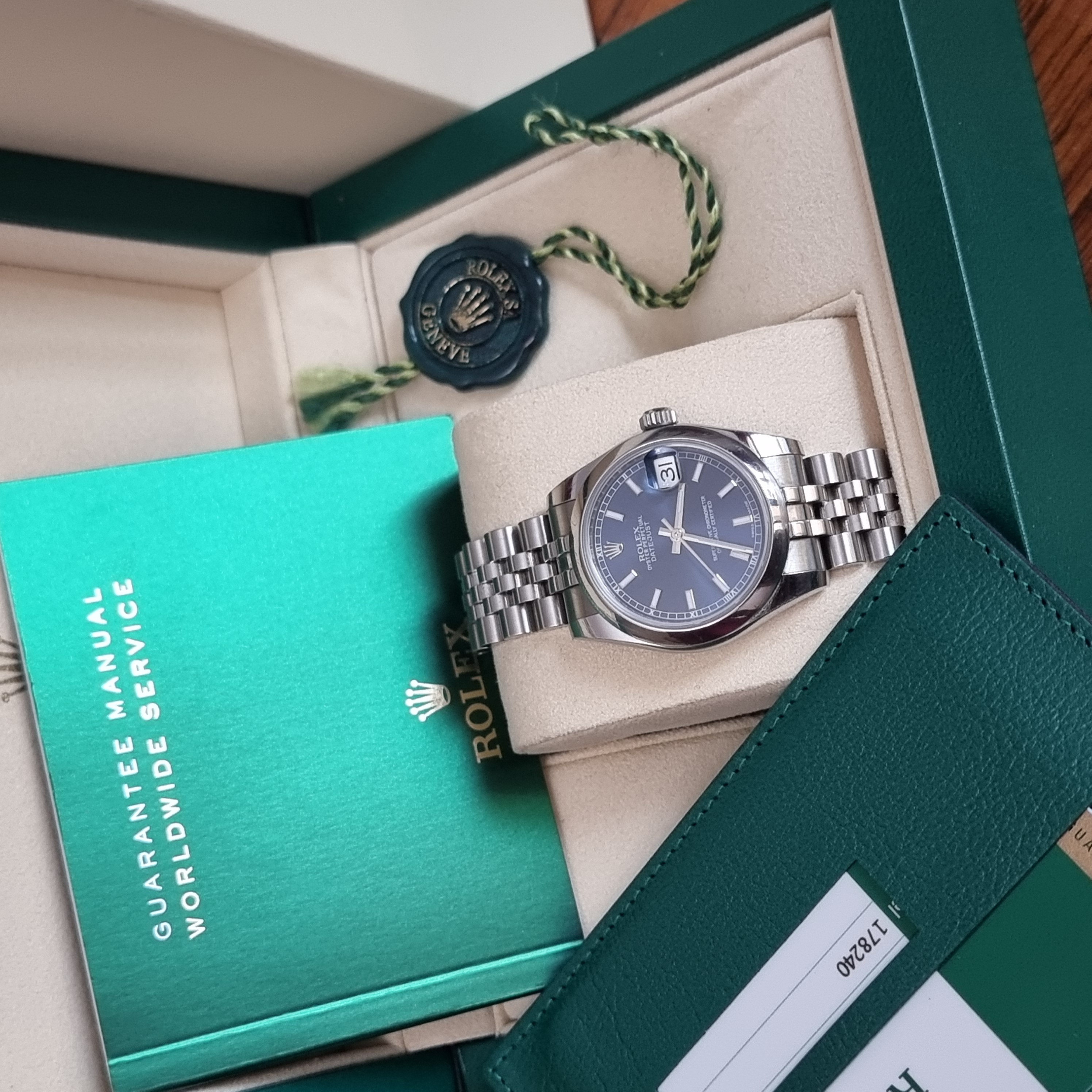 Rolex Date just Blue stick dial. 2018 full set. Jubilee Bracelet. view 7