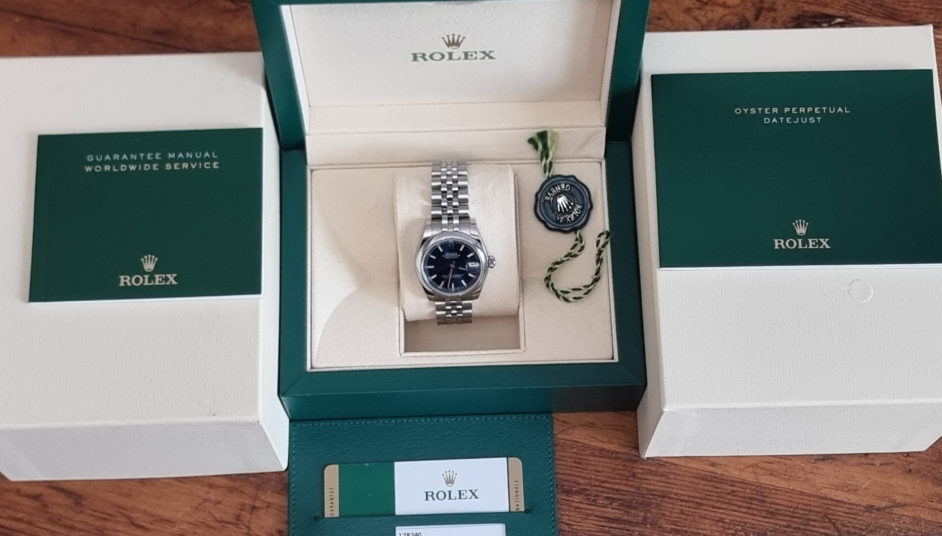 Rolex Date just Blue stick dial. 2018 full set. Jubilee Bracelet. view 6